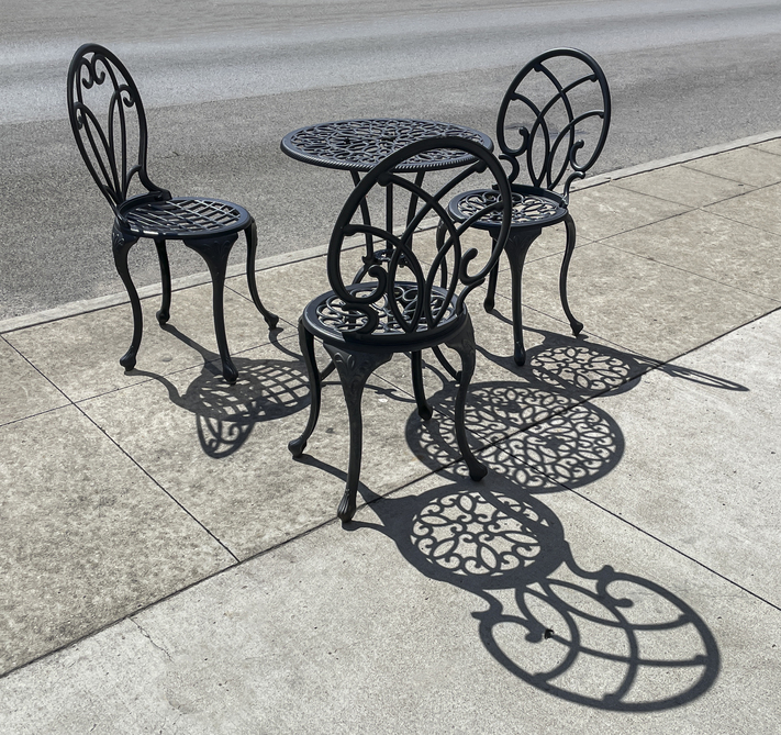 May 19 2025 Int Adv Salon Web 01